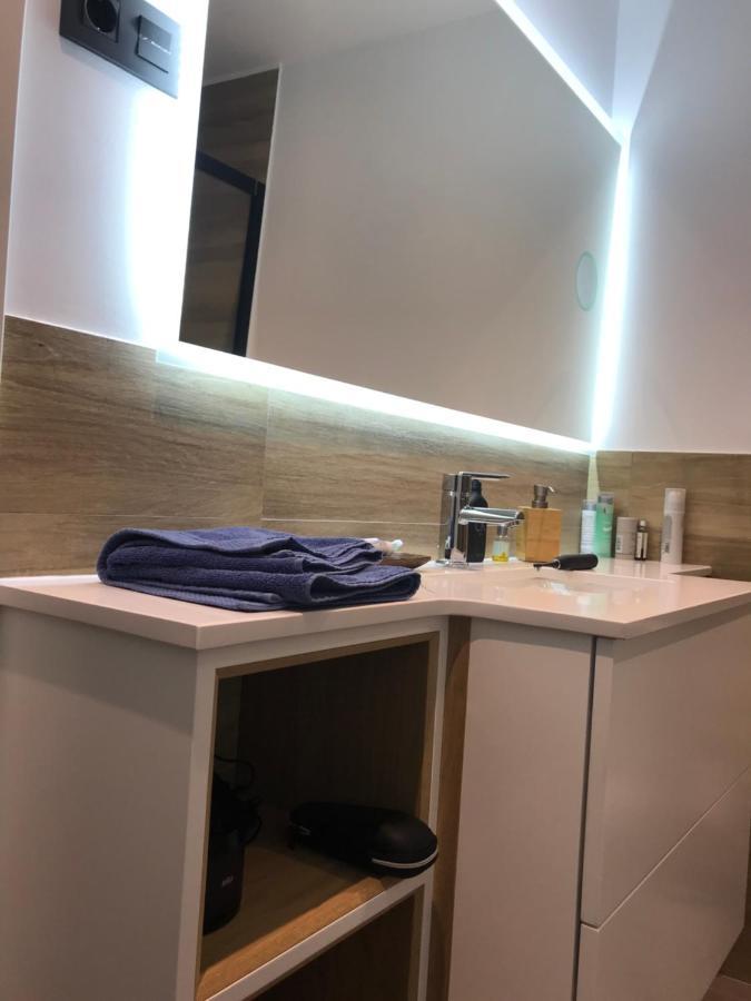 Small Lux Beachcity Close To The River,Metro And Parking Bilbao Eksteriør bilde
