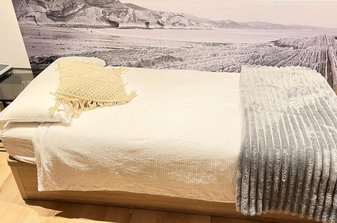 Small Lux Beachcity Close To The River,Metro And Parking Bilbao Eksteriør bilde